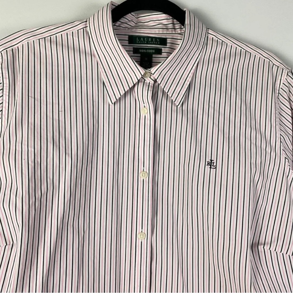 Previously used Women Ralph Lauren White Pink Black Striped size large